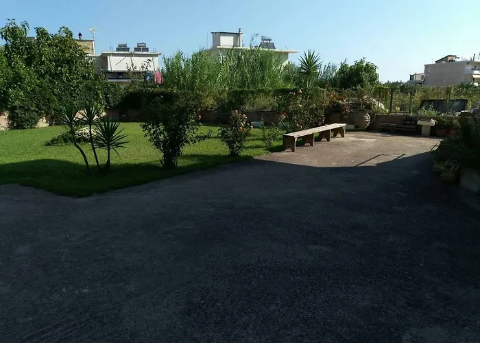 Kosta\'S Apartments
