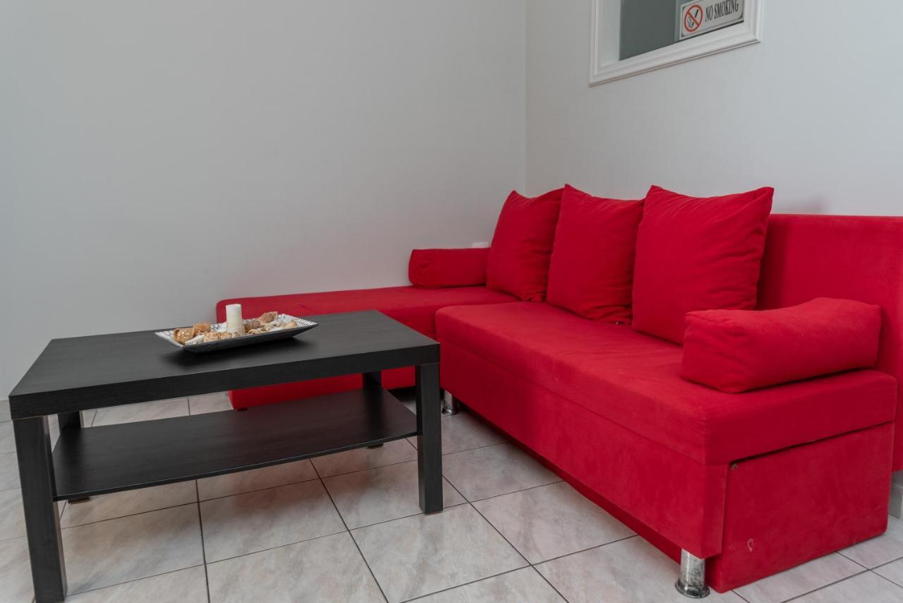 Kosta's Apartment